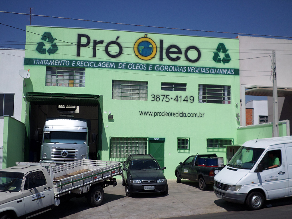 Fachada Pró Óleo